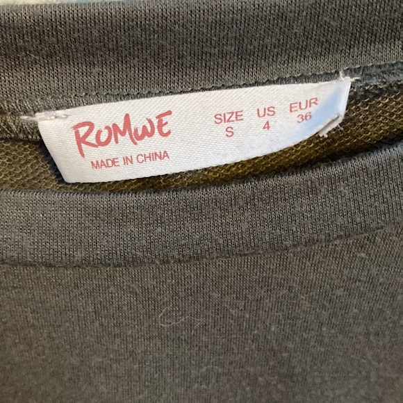 Colorado ROMWE Sweatshirt (WORN ONCE) - Picture 3 of 4